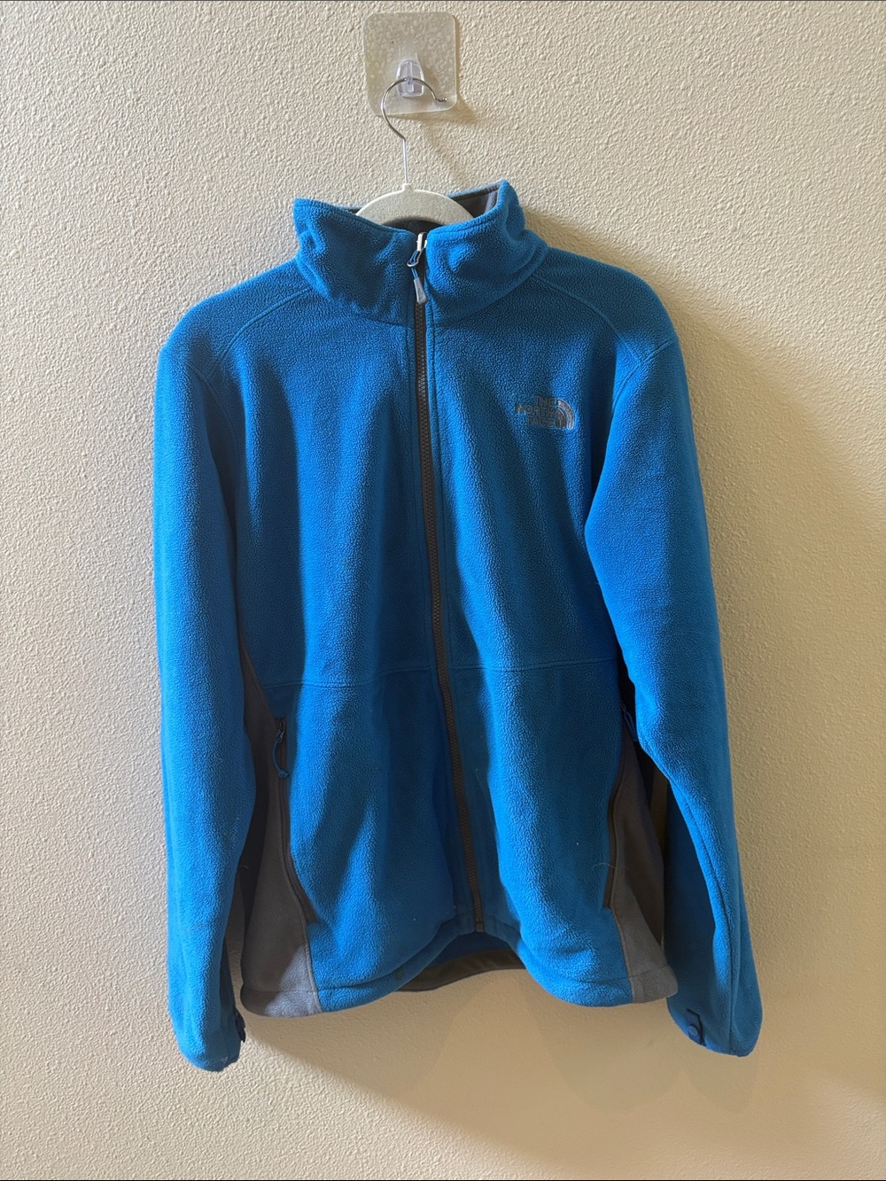 The North Face Men's Bright Blue Full-Zip Performance Fleece Jacket